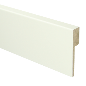 Renovatie plinten om over een bestaande plint te plaatsen.